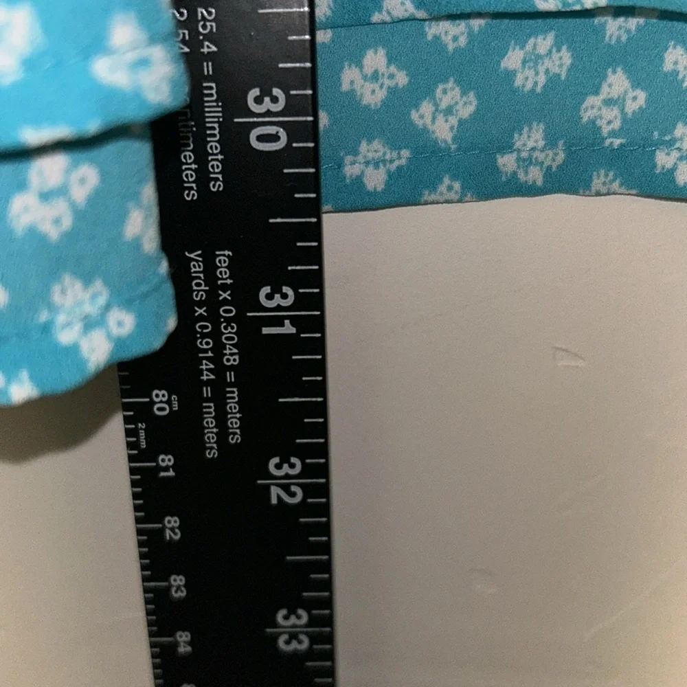 Catherines 3x 26/28W Turquoise and White Print Polyester Bell Sleeve Blouse